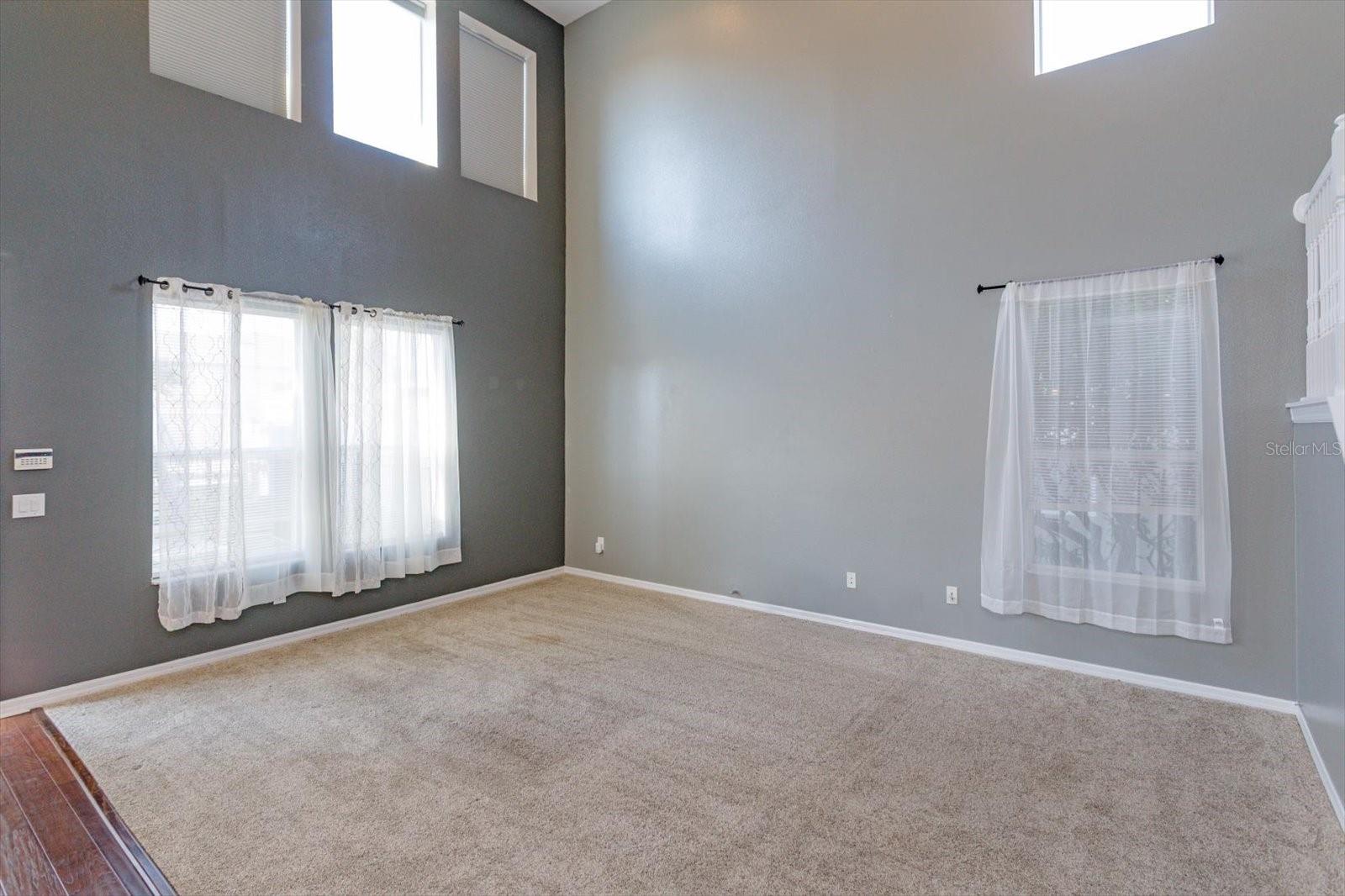 Image 18 of 36 For 14464 Whittridge Drive