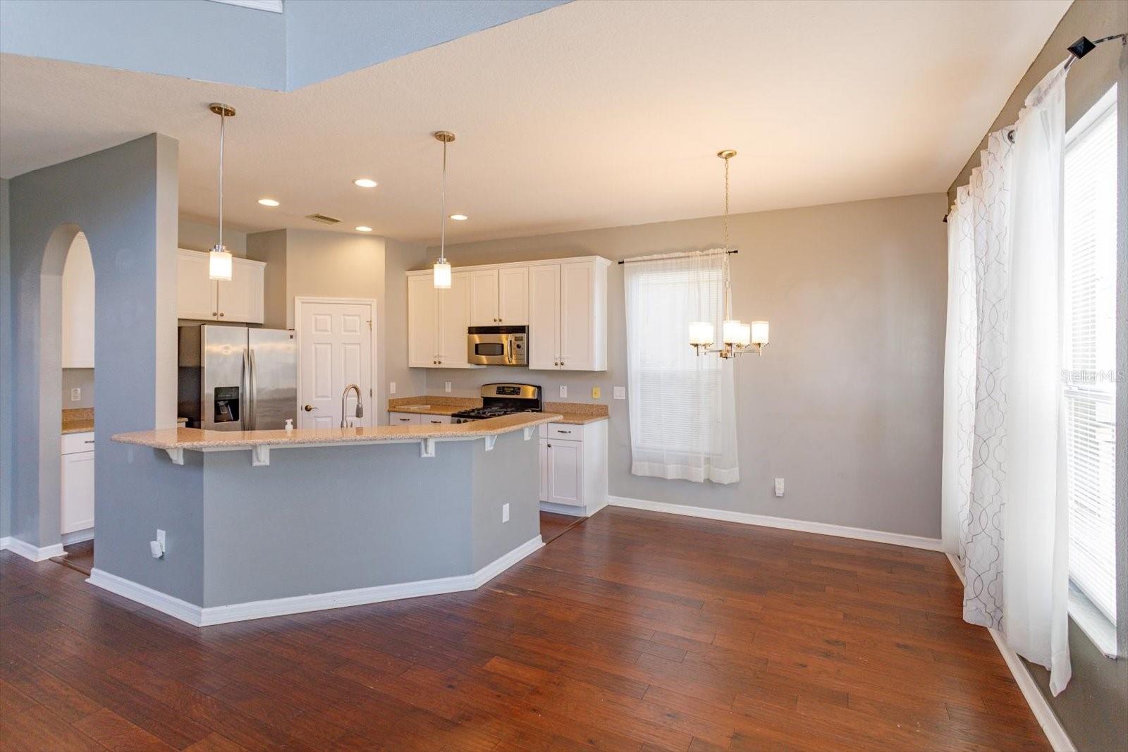 Image 7 of 36 For 14464 Whittridge Drive