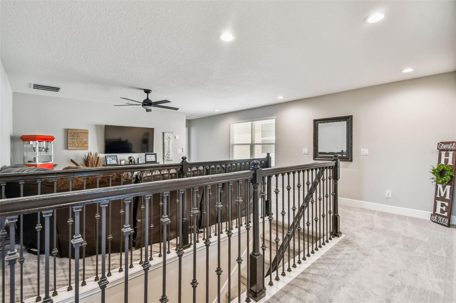 Image 17 of 37 For 14539 Crestavista Avenue