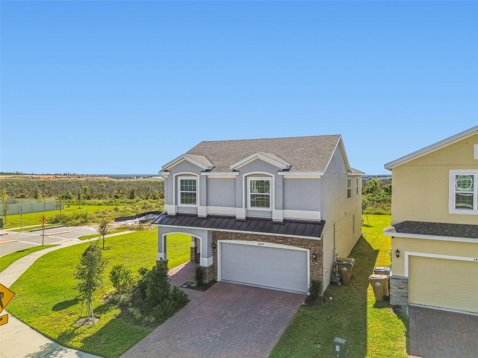 Image 34 of 37 For 14539 Crestavista Avenue