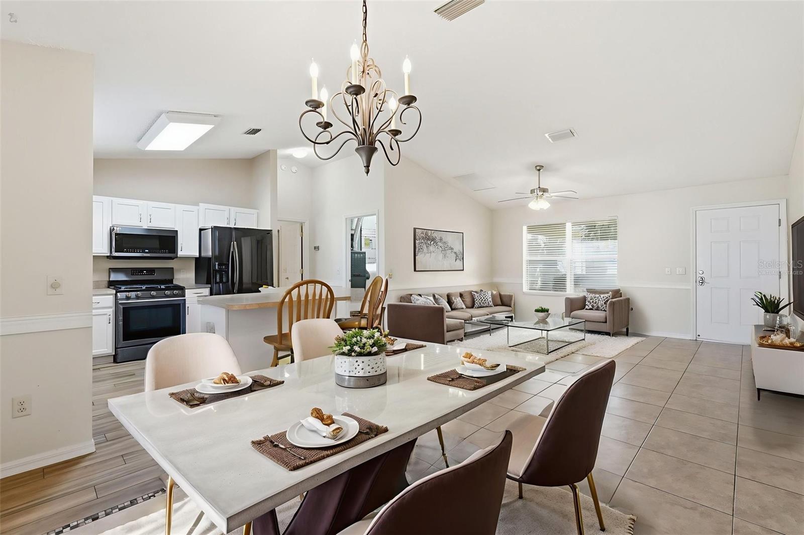 Image 21 of 69 For 17985 92nd Amory Avenue