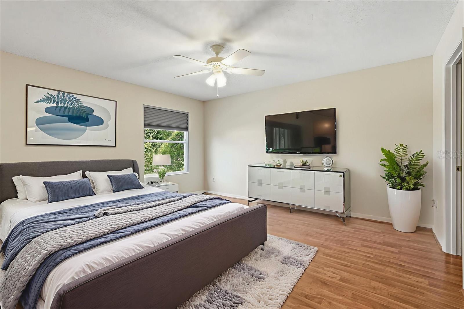 Image 23 of 69 For 17985 92nd Amory Avenue