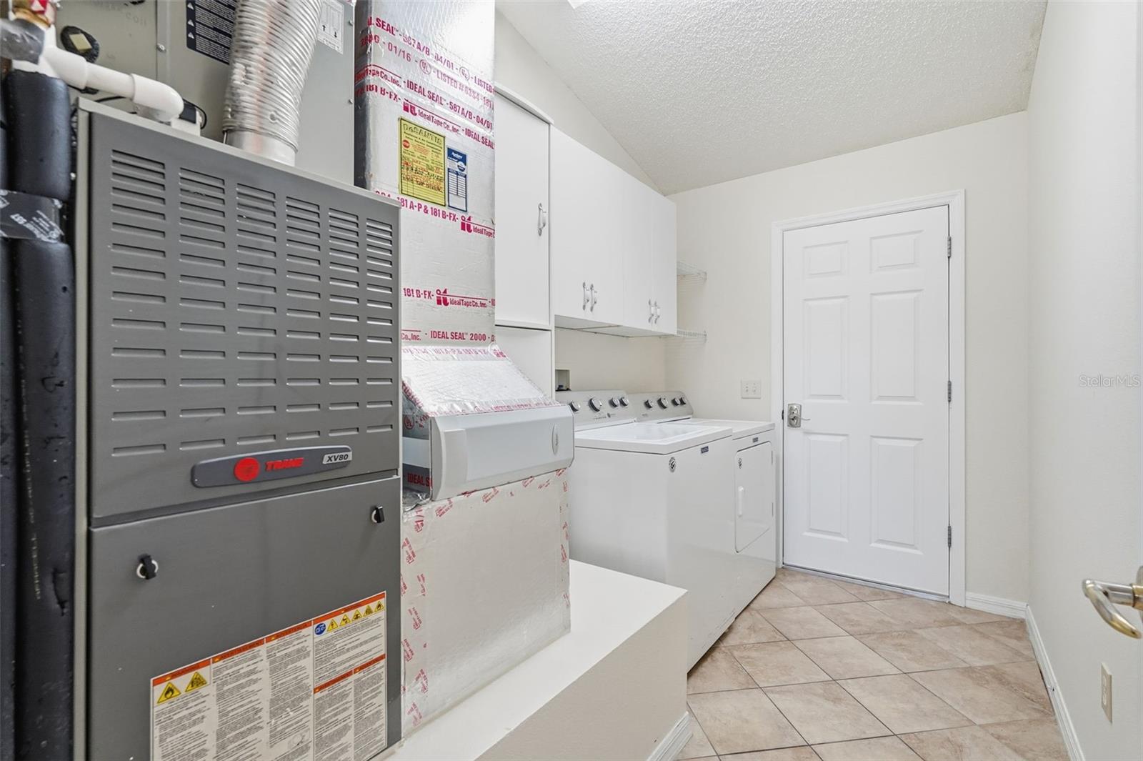 Image 36 of 69 For 17985 92nd Amory Avenue