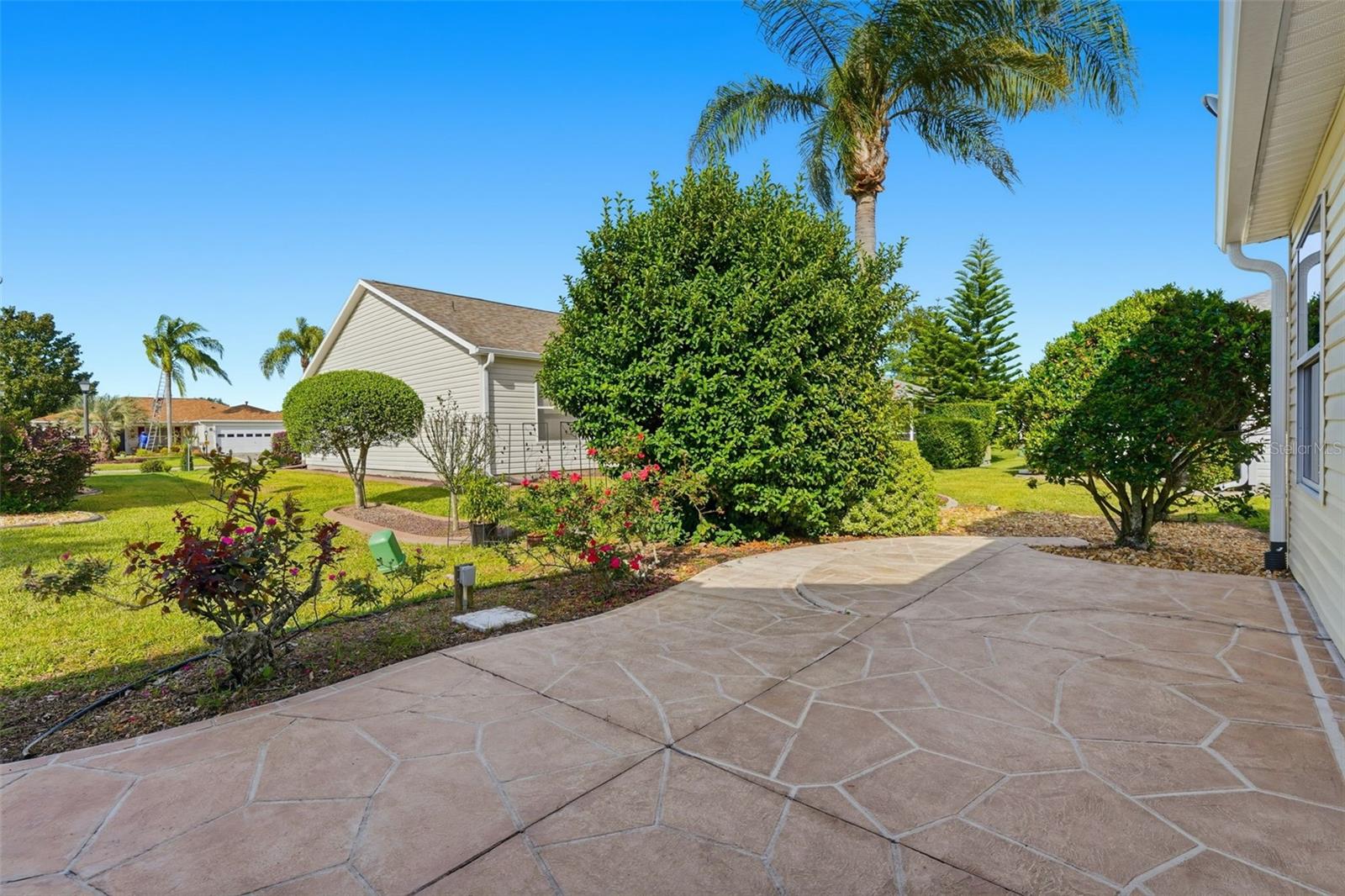 Image 42 of 69 For 17985 92nd Amory Avenue