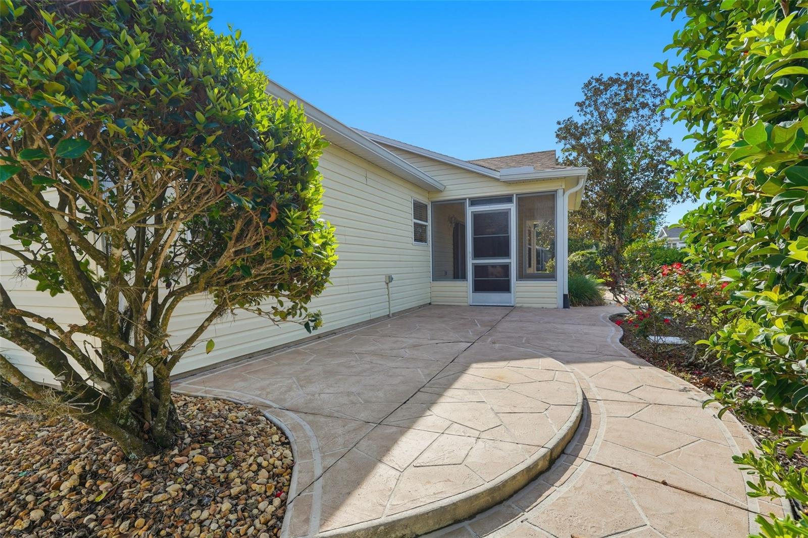 Image 43 of 69 For 17985 92nd Amory Avenue