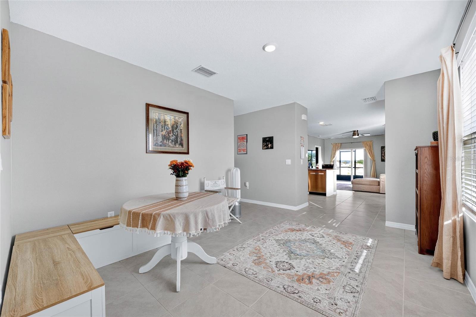 Image 11 of 39 For 1786 Hackberry Street