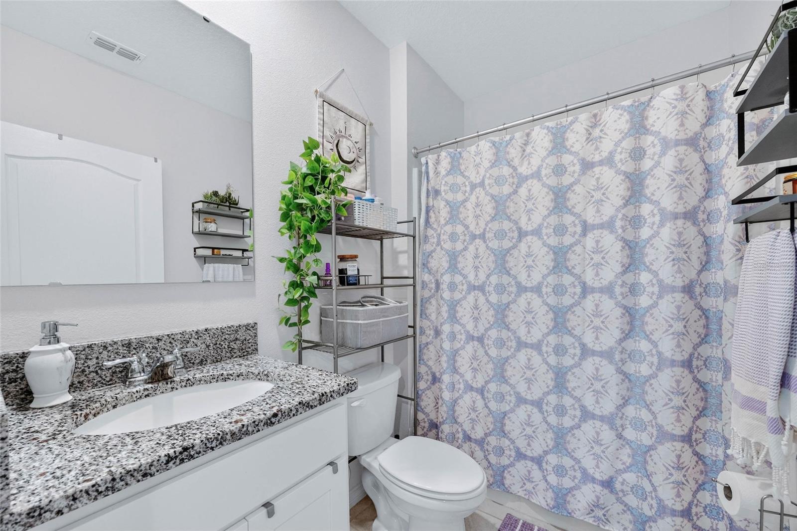 Image 23 of 39 For 1786 Hackberry Street