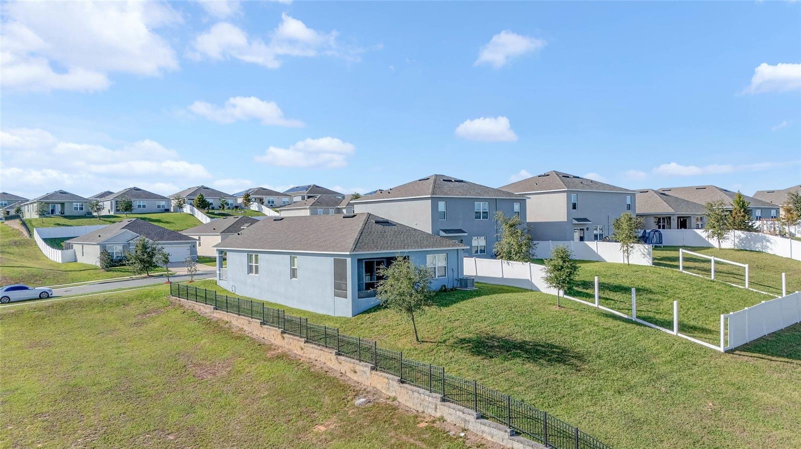 Image 32 of 39 For 1786 Hackberry Street