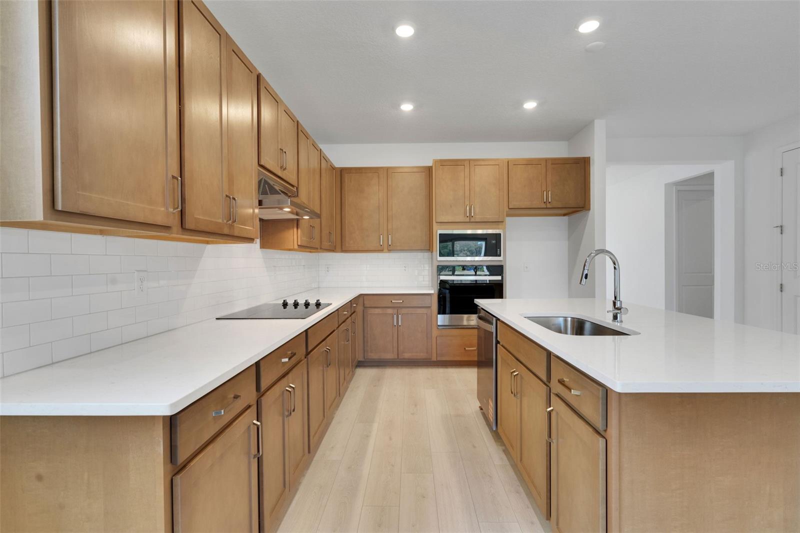 Image 11 of 38 For 748 Sunshower Drive