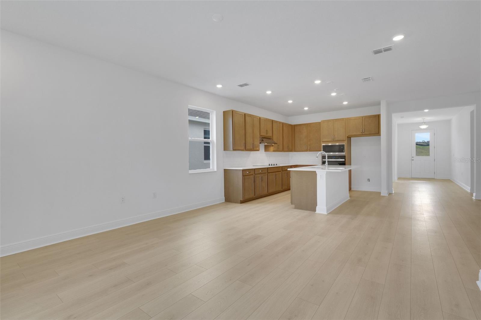 Image 14 of 38 For 748 Sunshower Drive