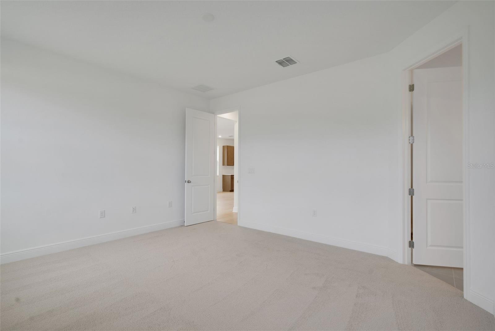 Image 23 of 38 For 748 Sunshower Drive