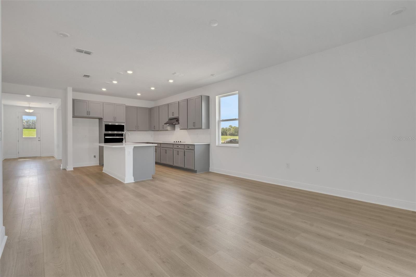 Image 14 of 43 For 760 Sunshower Drive