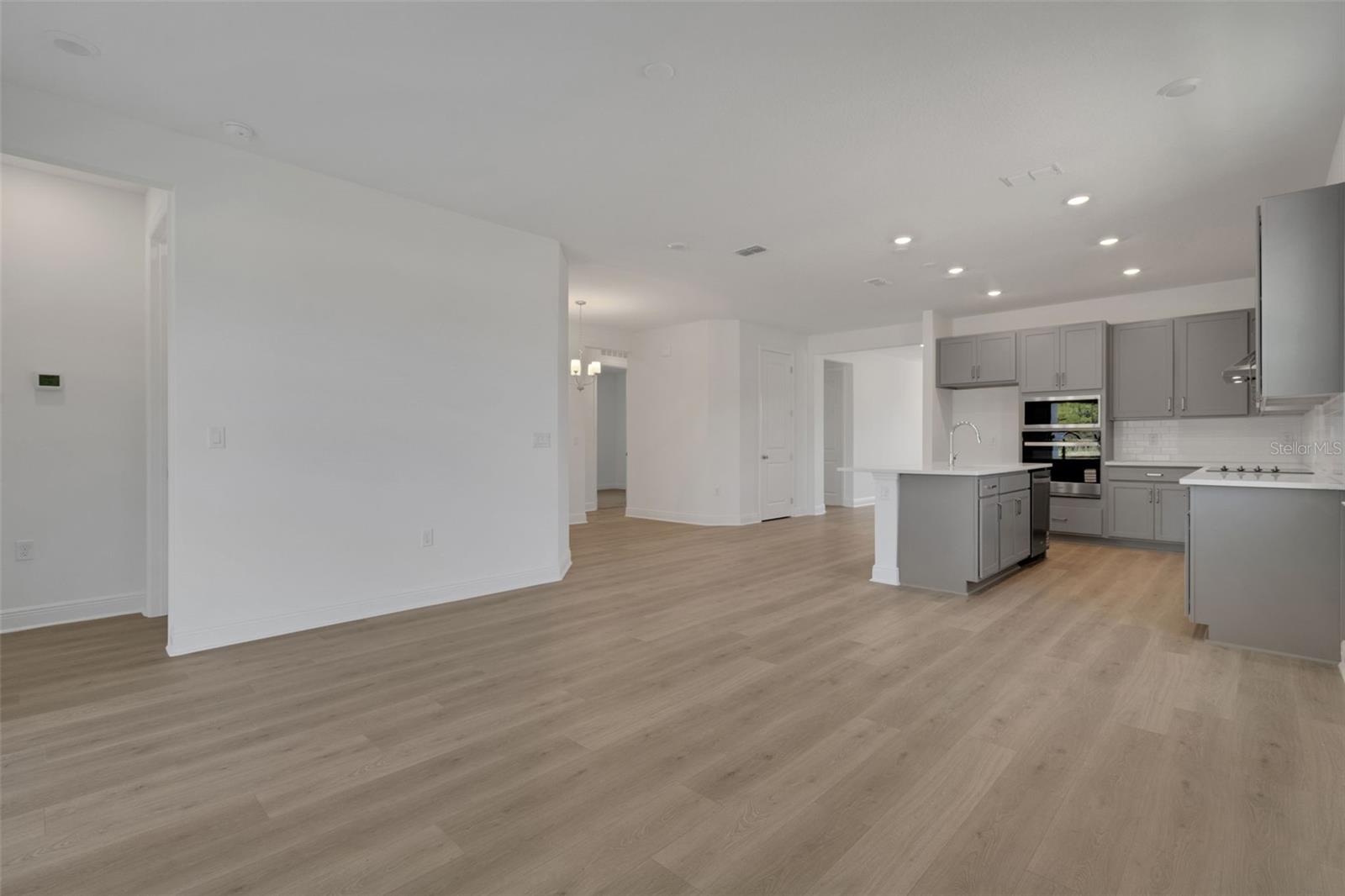 Image 17 of 43 For 760 Sunshower Drive