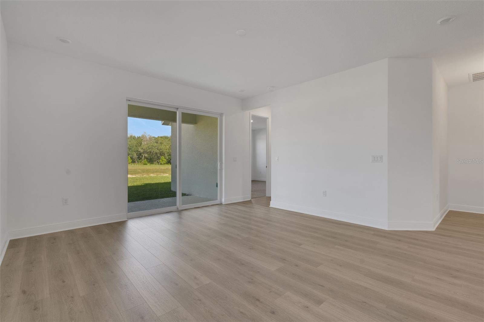 Image 21 of 43 For 760 Sunshower Drive