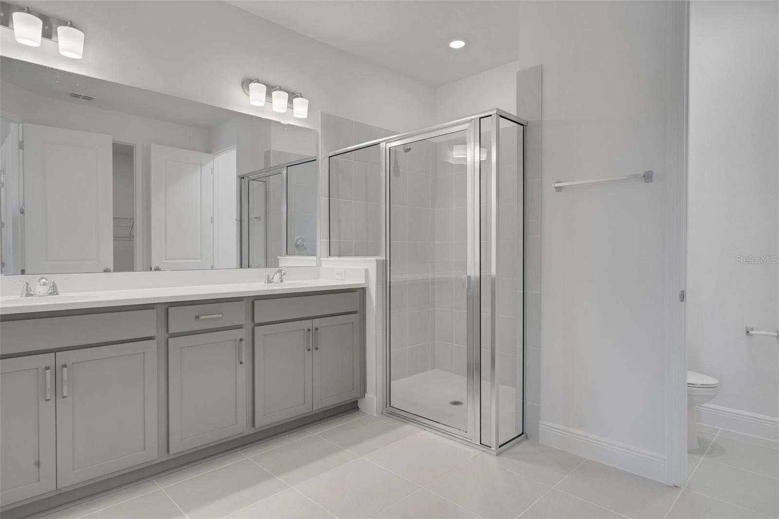 Image 37 of 43 For 760 Sunshower Drive