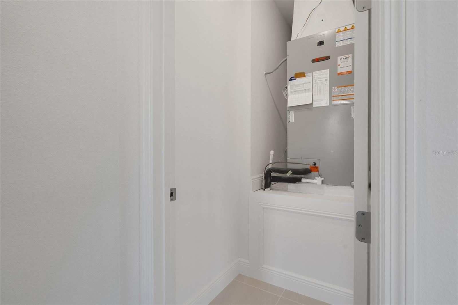 Image 40 of 43 For 760 Sunshower Drive