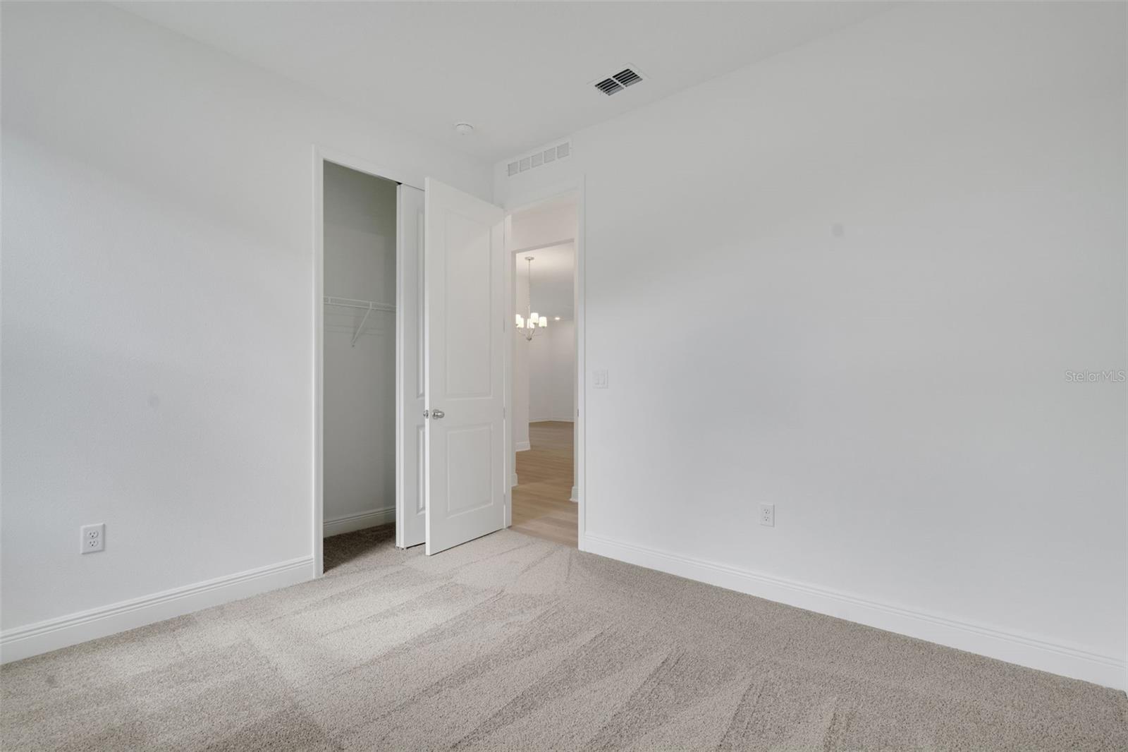 Image 24 of 41 For 1022 Swamp Chestnut Loop