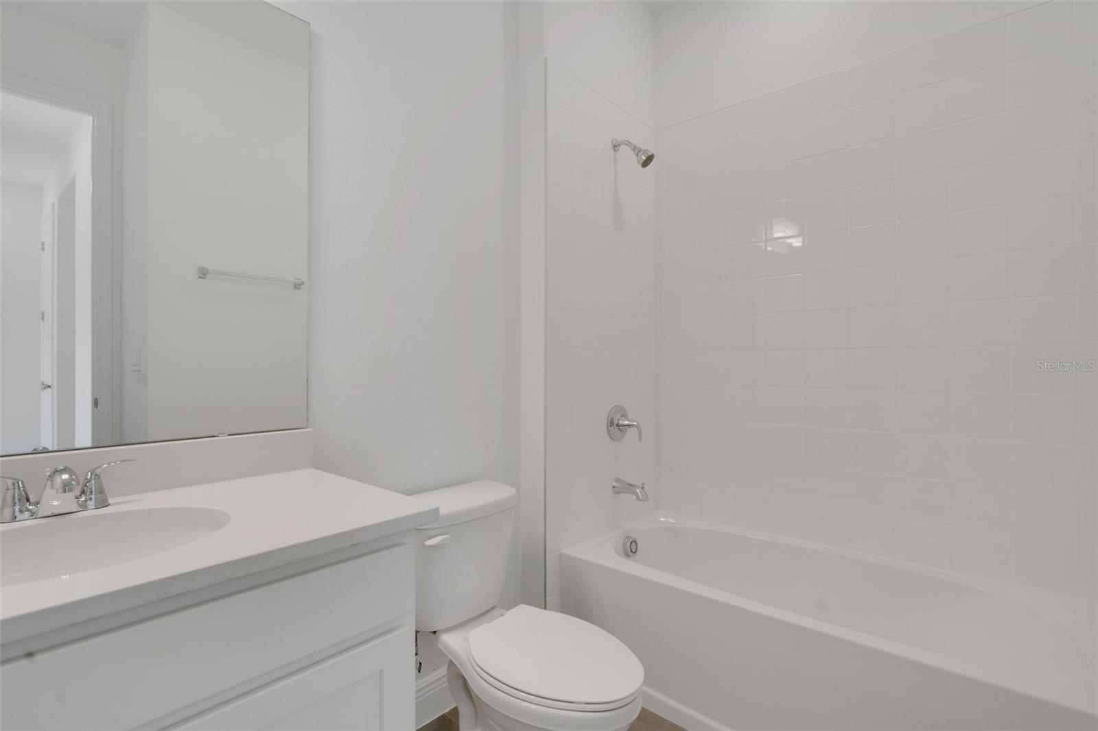 Image 27 of 41 For 1022 Swamp Chestnut Loop