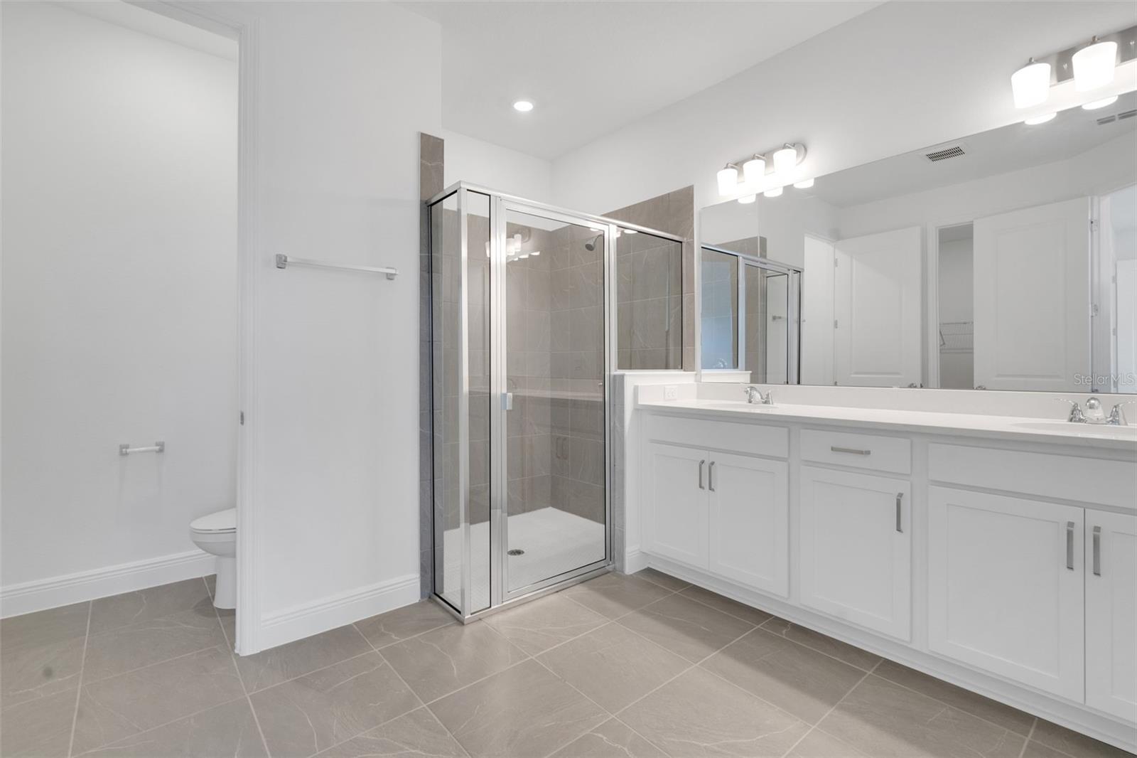 Image 31 of 41 For 1022 Swamp Chestnut Loop