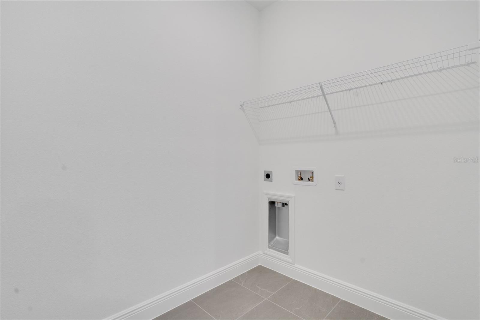 Image 39 of 41 For 1022 Swamp Chestnut Loop