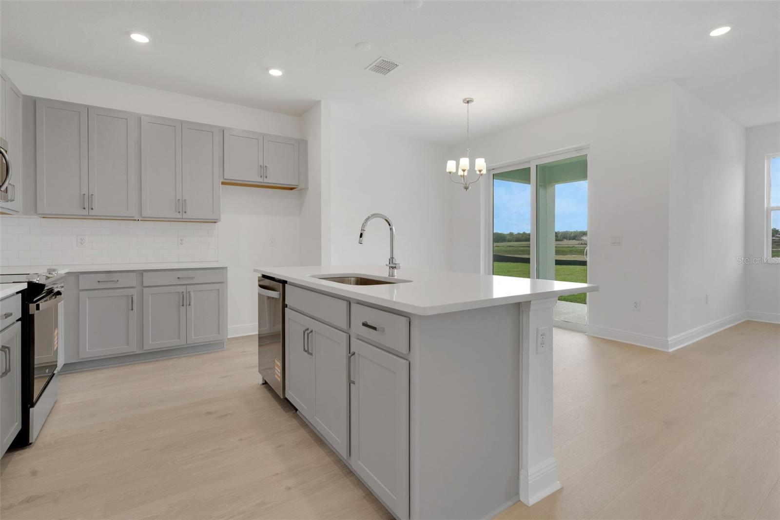 Image 11 of 33 For 1018 Swamp Chestnut Loop