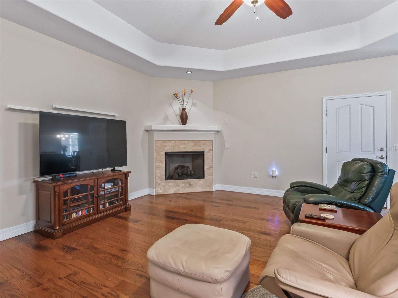 Image 16 of 79 For 1231 120th Street