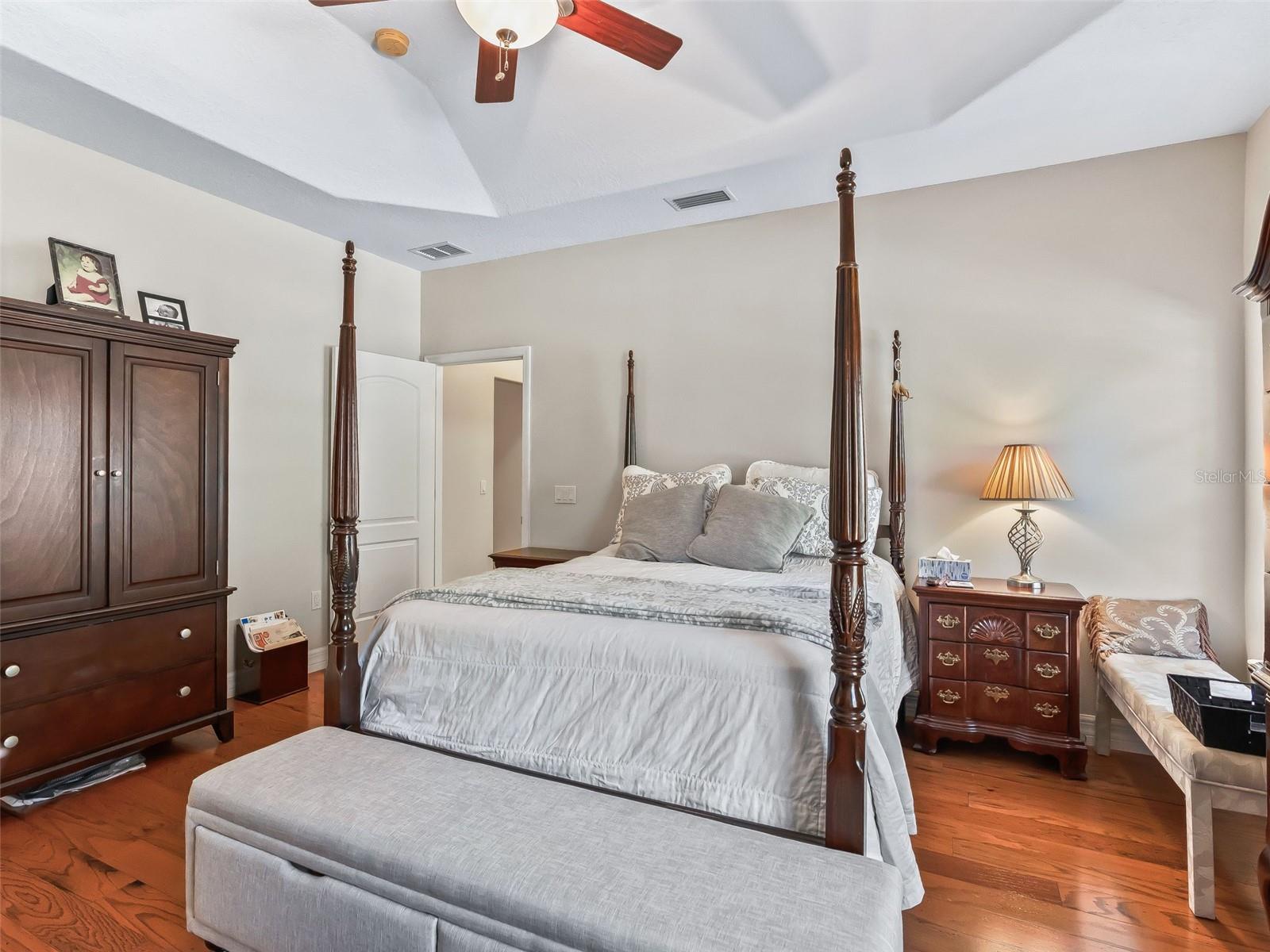 Image 30 of 79 For 1231 120th Street