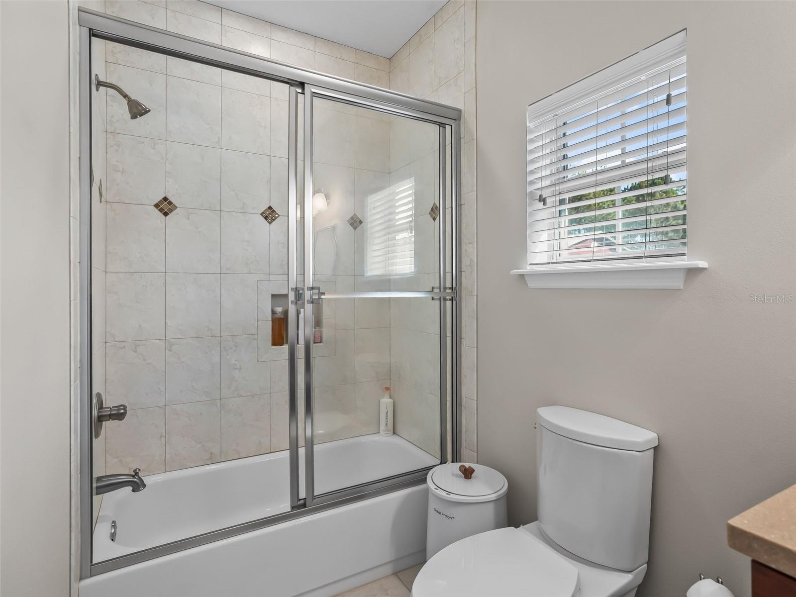 Image 40 of 79 For 1231 120th Street