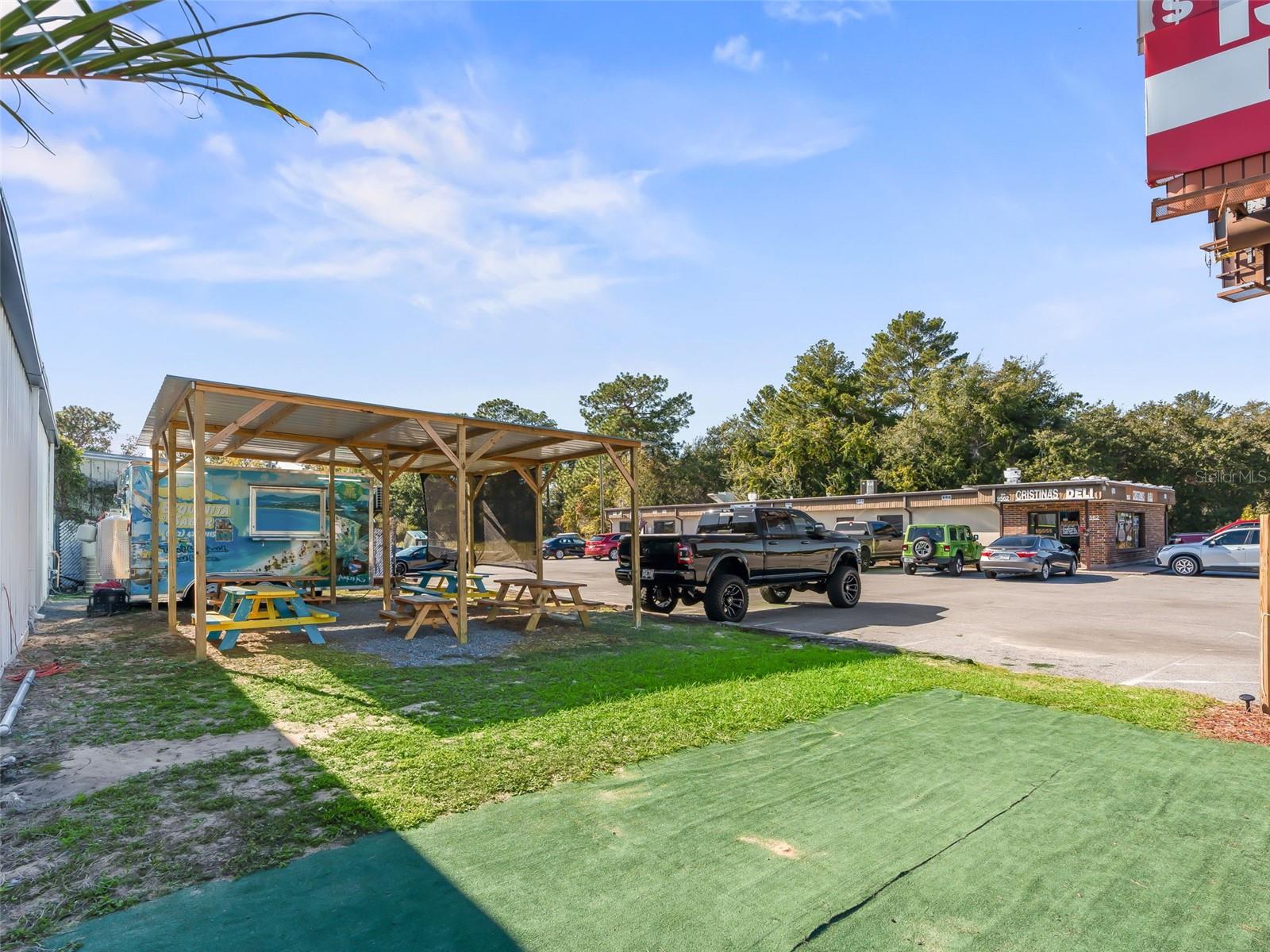 Image 15 of 45 For 9594 Maricamp Road