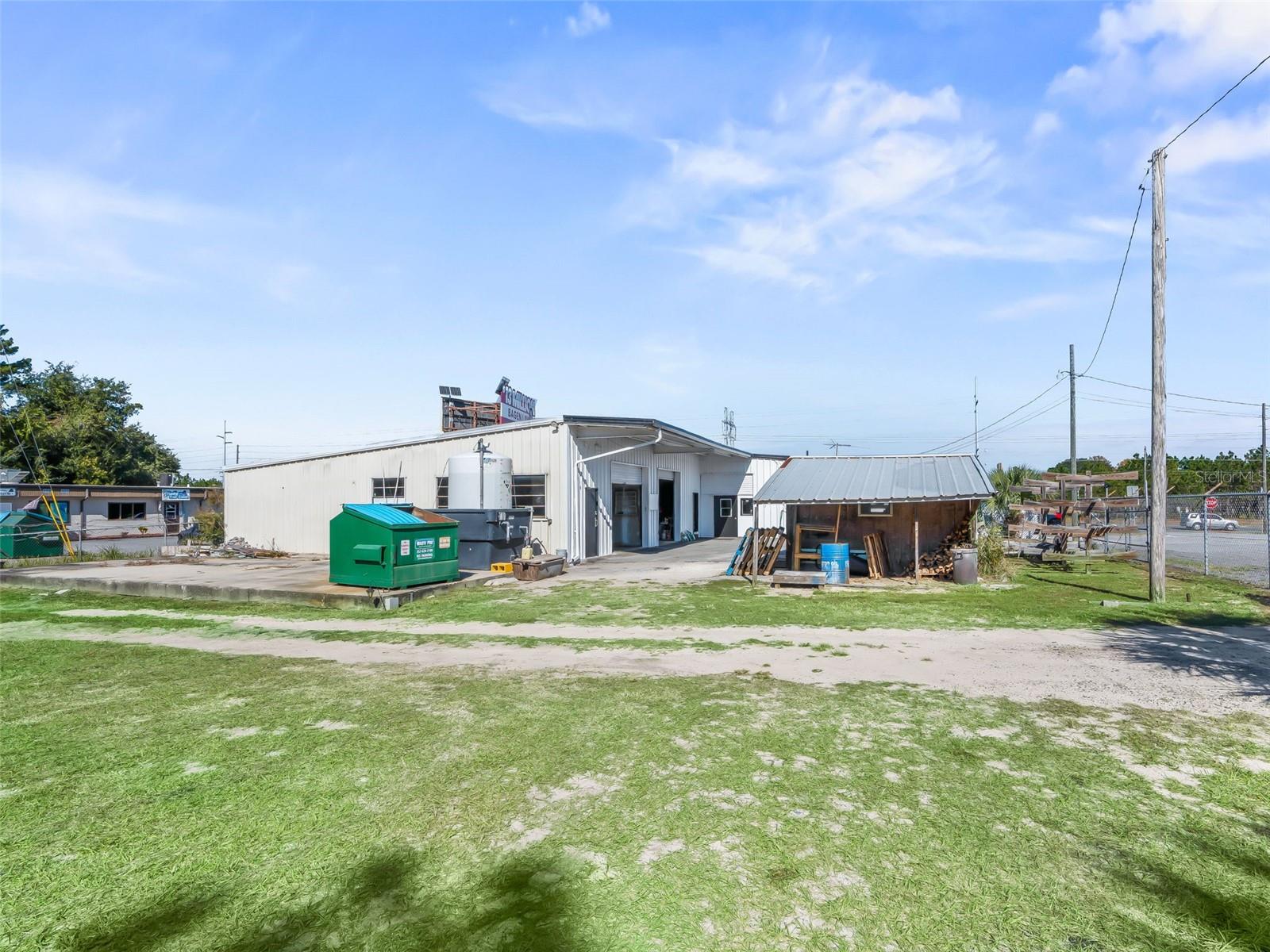 Image 20 of 45 For 9594 Maricamp Road