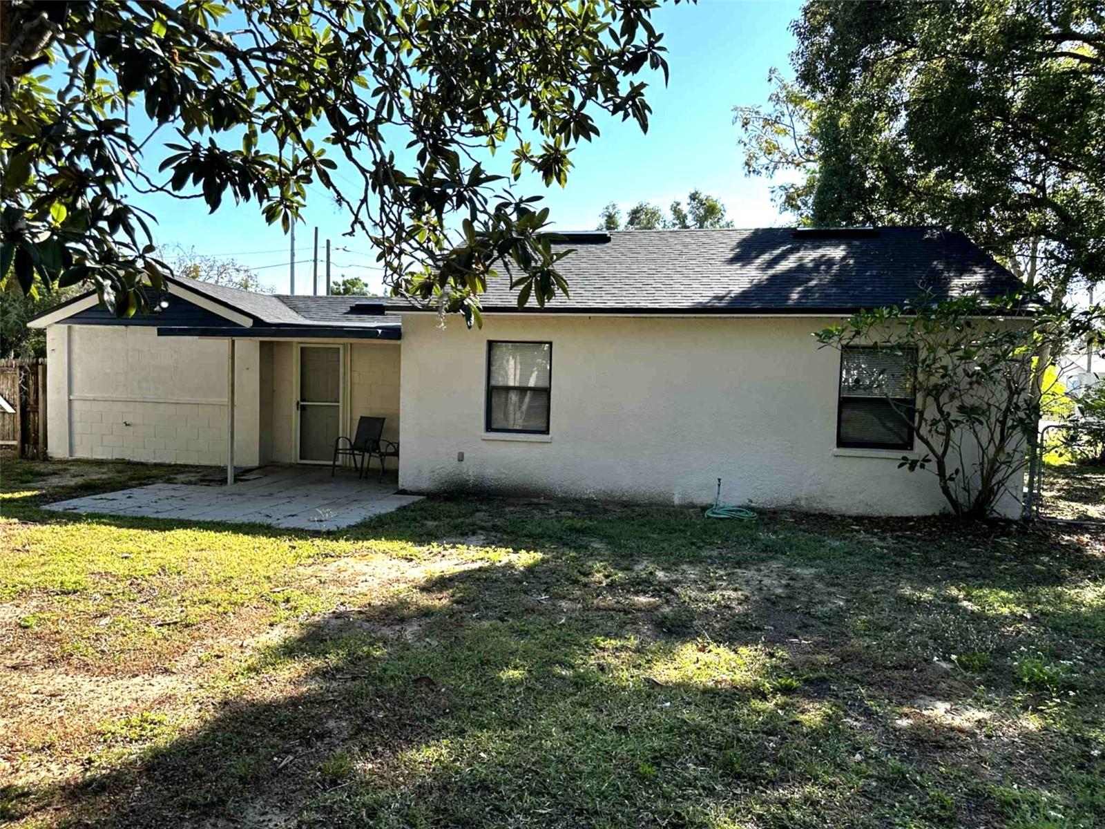 Image 14 of 16 For 115 Chesley Avenue