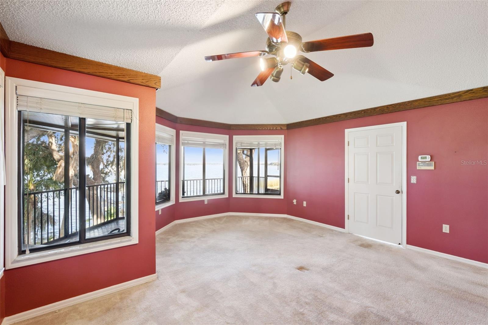 Image 42 of 56 For 16951 Deer Island Road