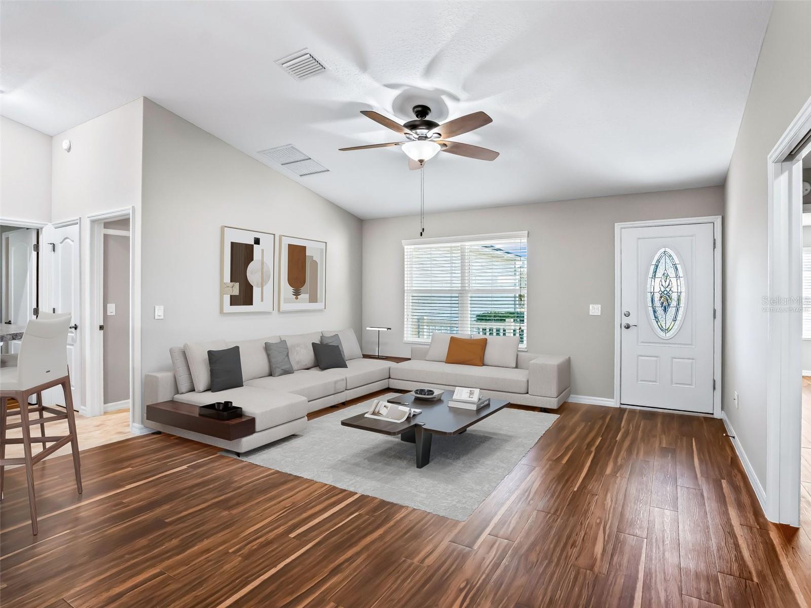 Image 10 of 37 For 828 Silver Oak Avenue