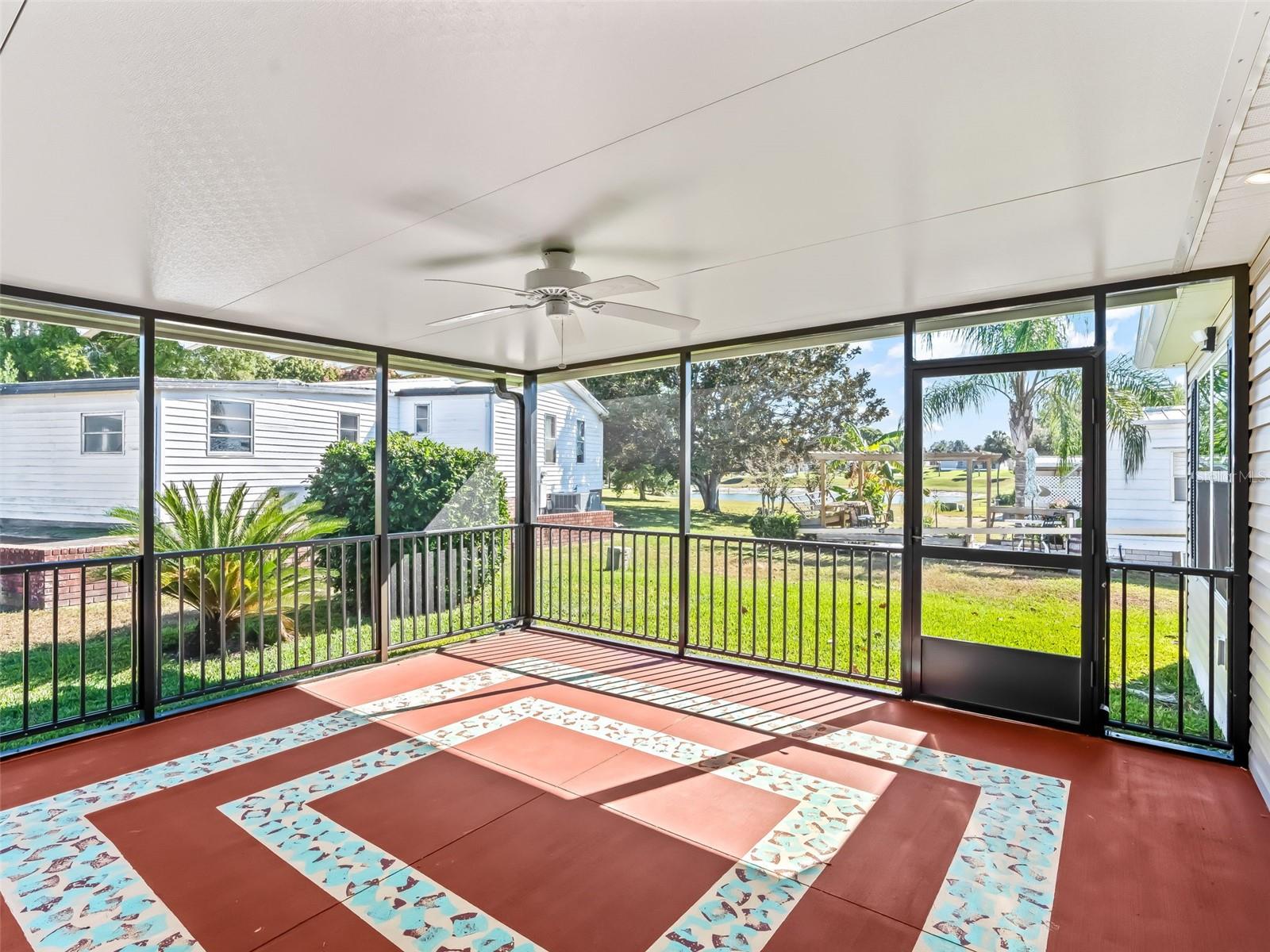 Image 31 of 37 For 828 Silver Oak Avenue