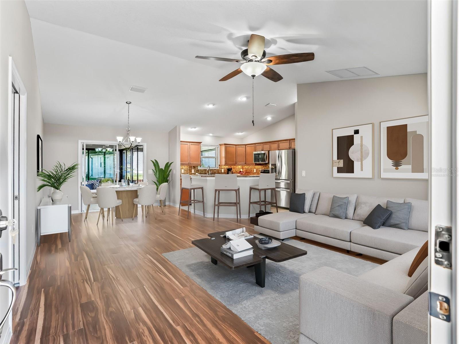 Image 8 of 37 For 828 Silver Oak Avenue