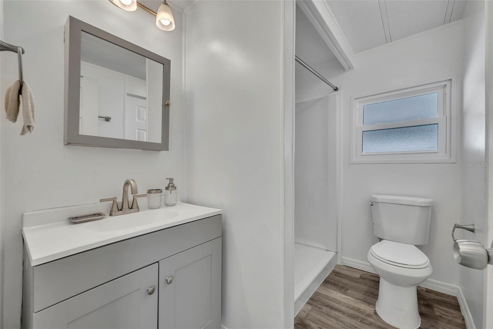 Image 17 of 45 For 47 Hawaiian Way