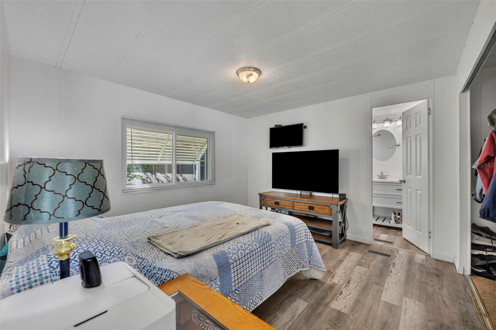 Image 20 of 45 For 47 Hawaiian Way