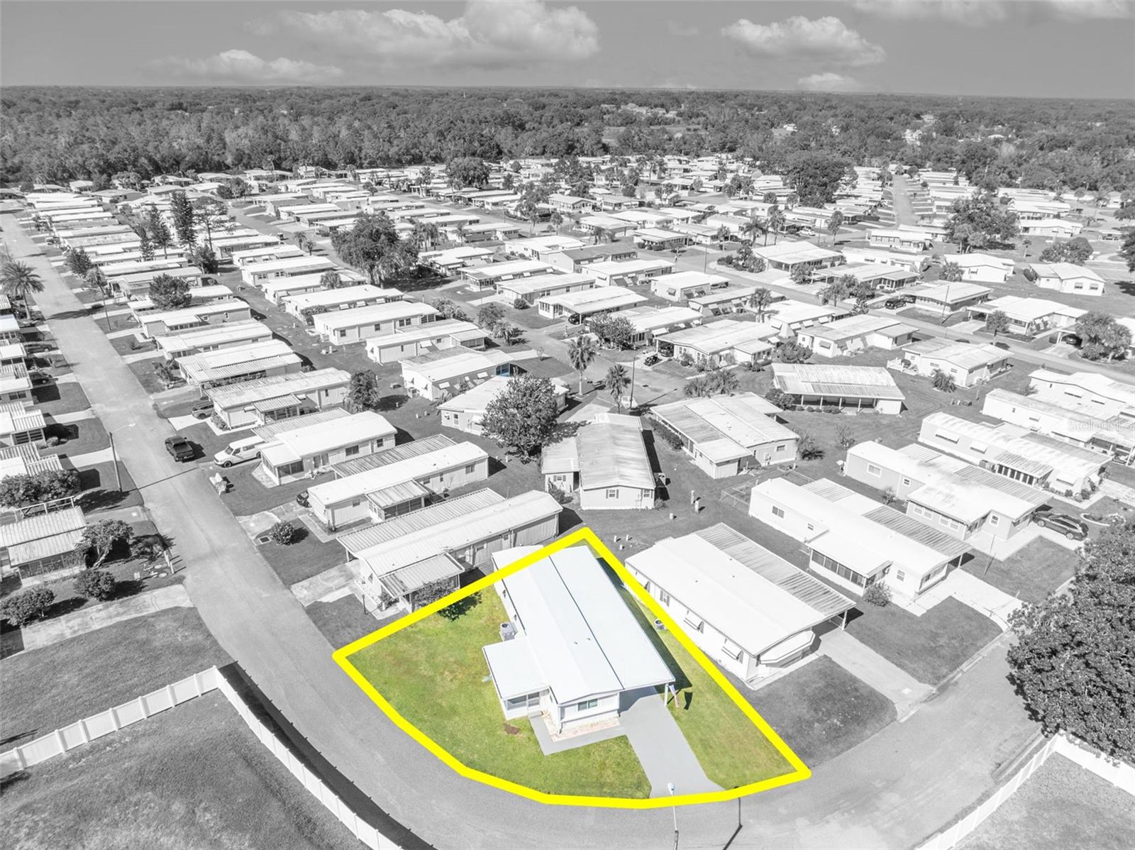 Image 34 of 45 For 47 Hawaiian Way