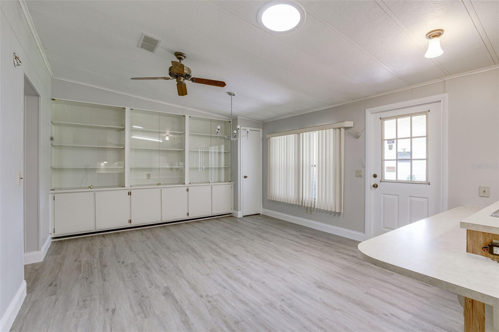 Image 39 of 81 For 101 Mango Cove