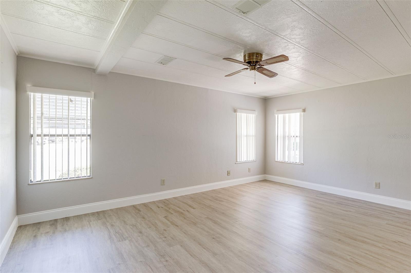 Image 51 of 81 For 101 Mango Cove