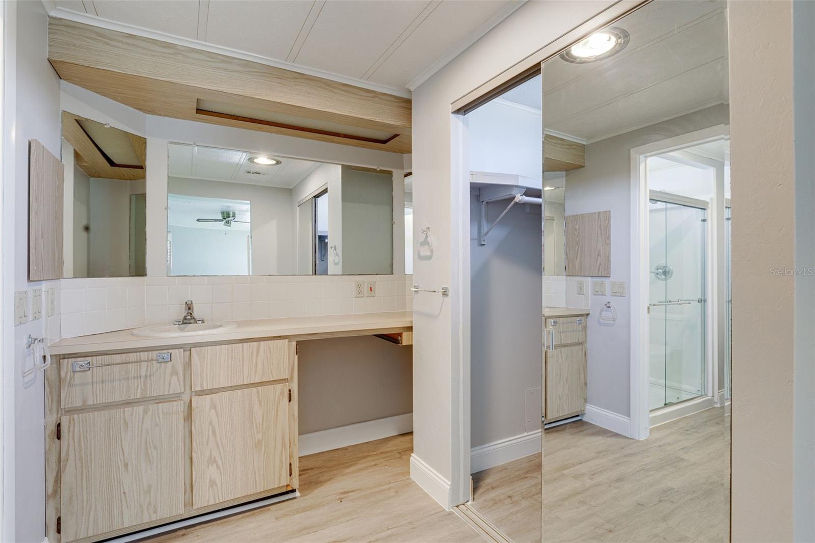 Image 54 of 81 For 101 Mango Cove