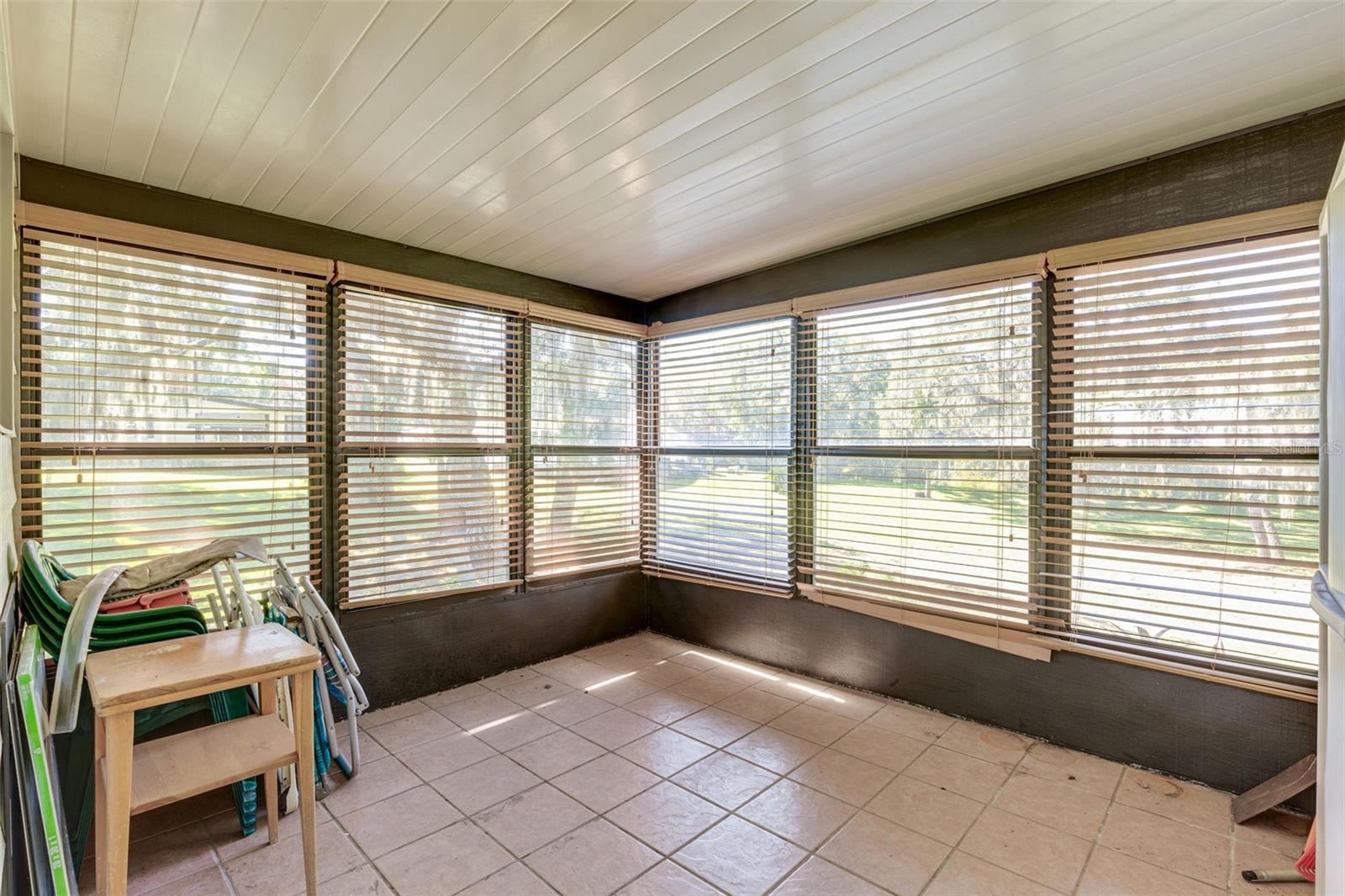 Image 58 of 81 For 101 Mango Cove