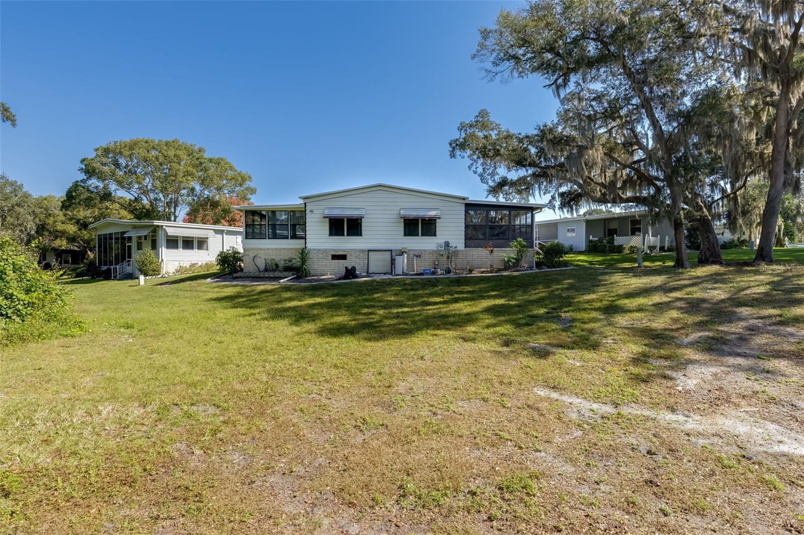 Image 61 of 81 For 101 Mango Cove