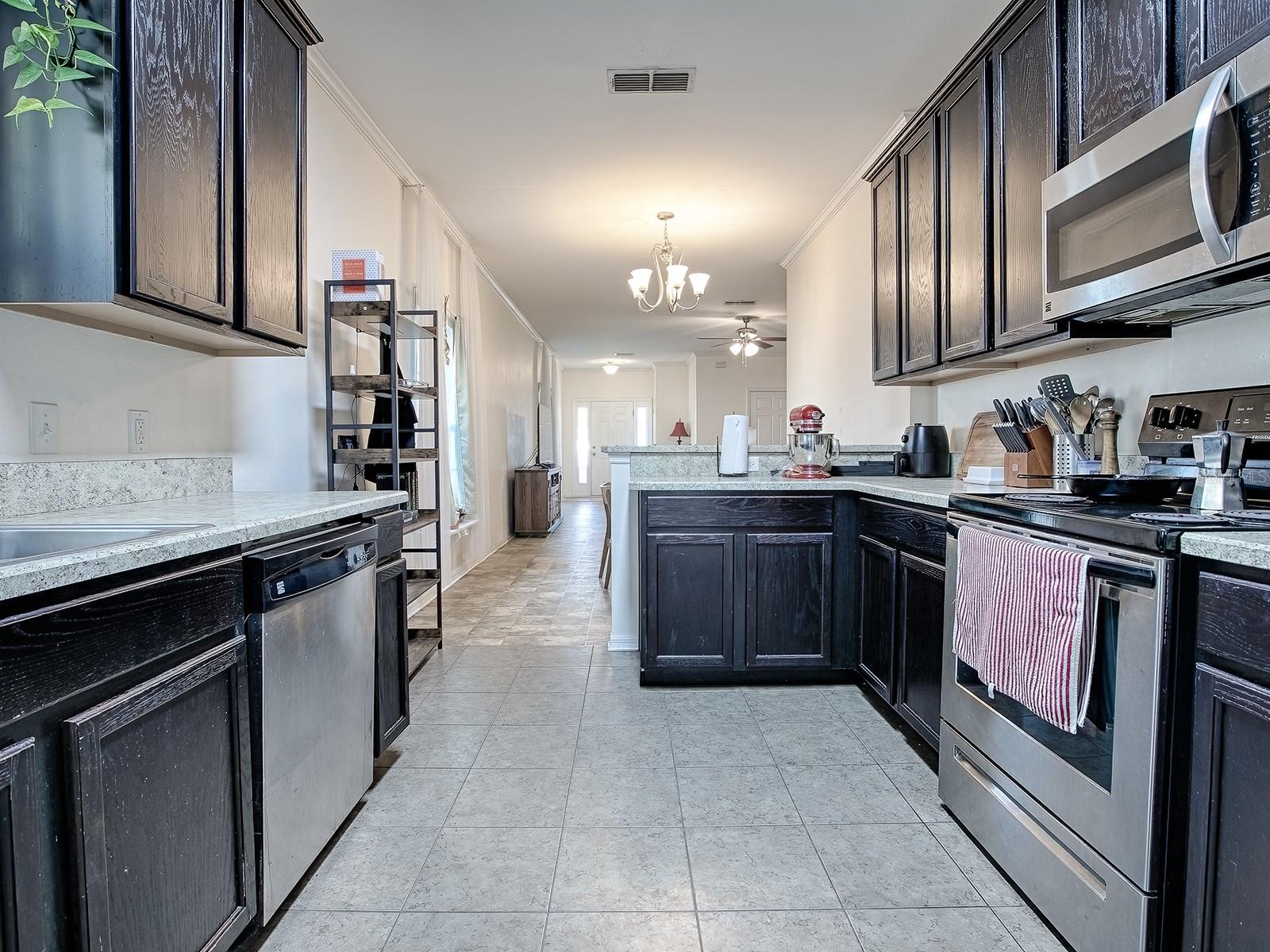 Image 12 of 38 For 7840 21st Way