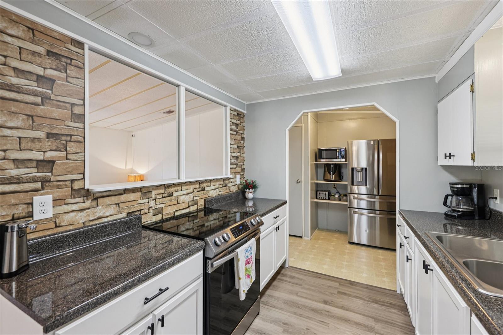 Image 15 of 36 For 6786 5th Place