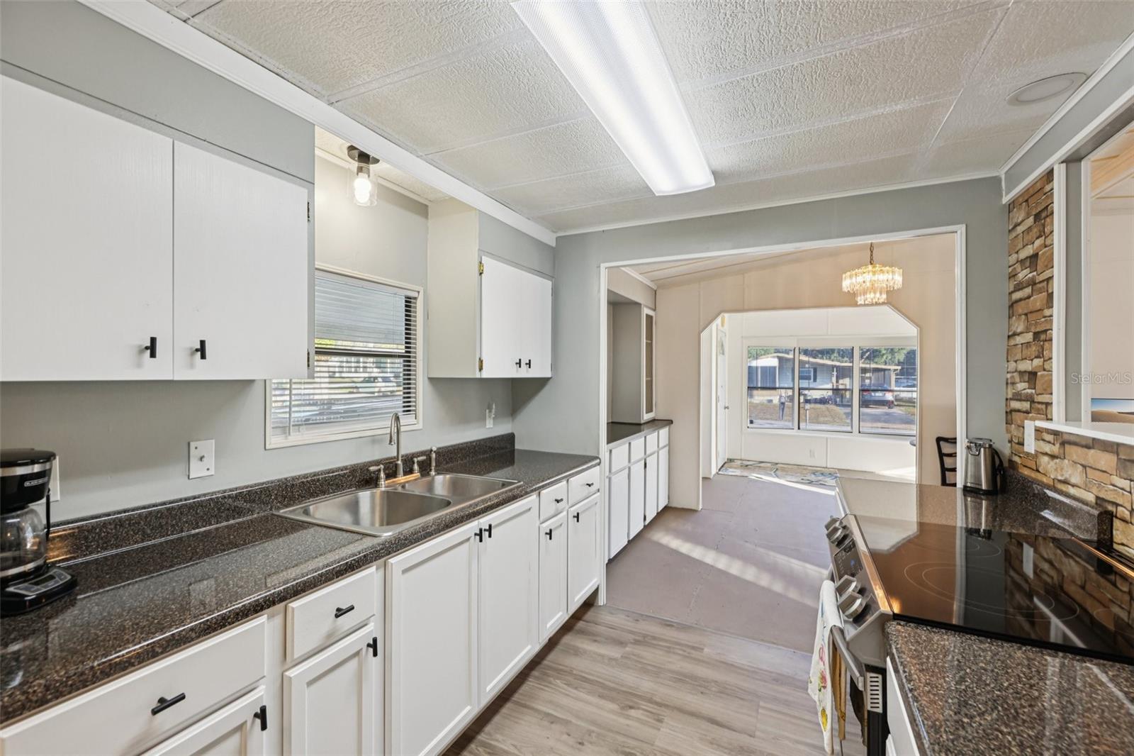 Image 16 of 36 For 6786 5th Place