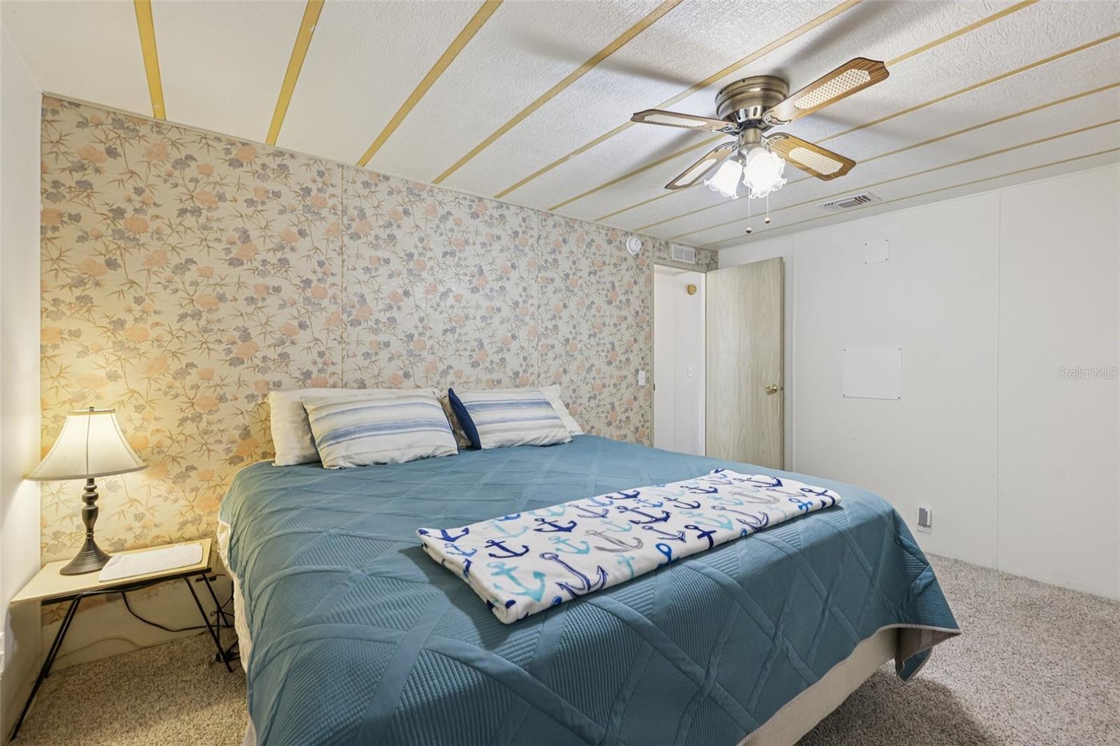 Image 20 of 36 For 6786 5th Place