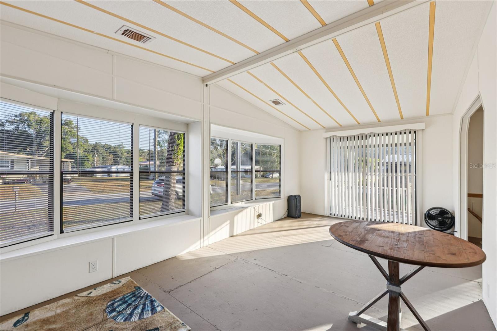 Image 5 of 36 For 6786 5th Place