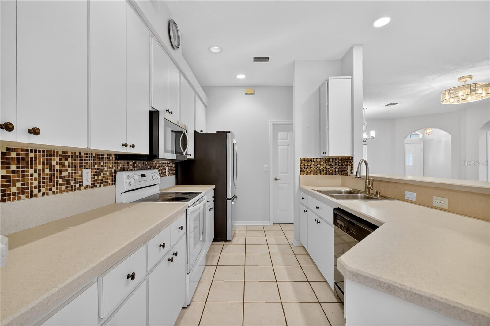 Image 13 of 38 For 5133 Links Lane