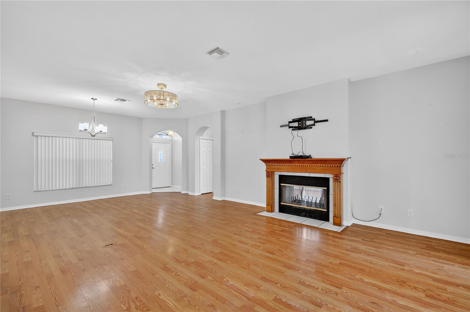 Image 7 of 38 For 5133 Links Lane